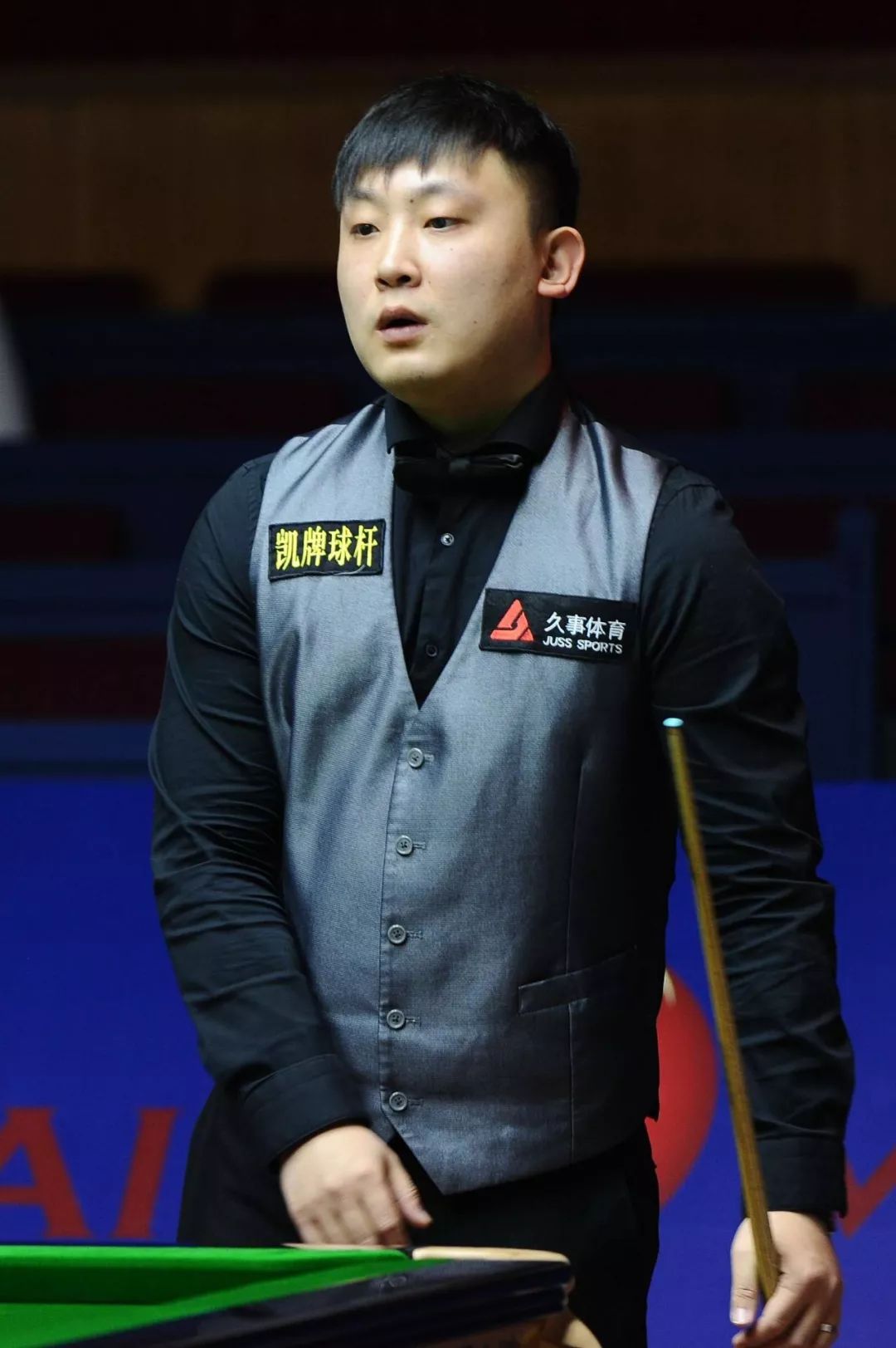 对比去年被 对比去年被