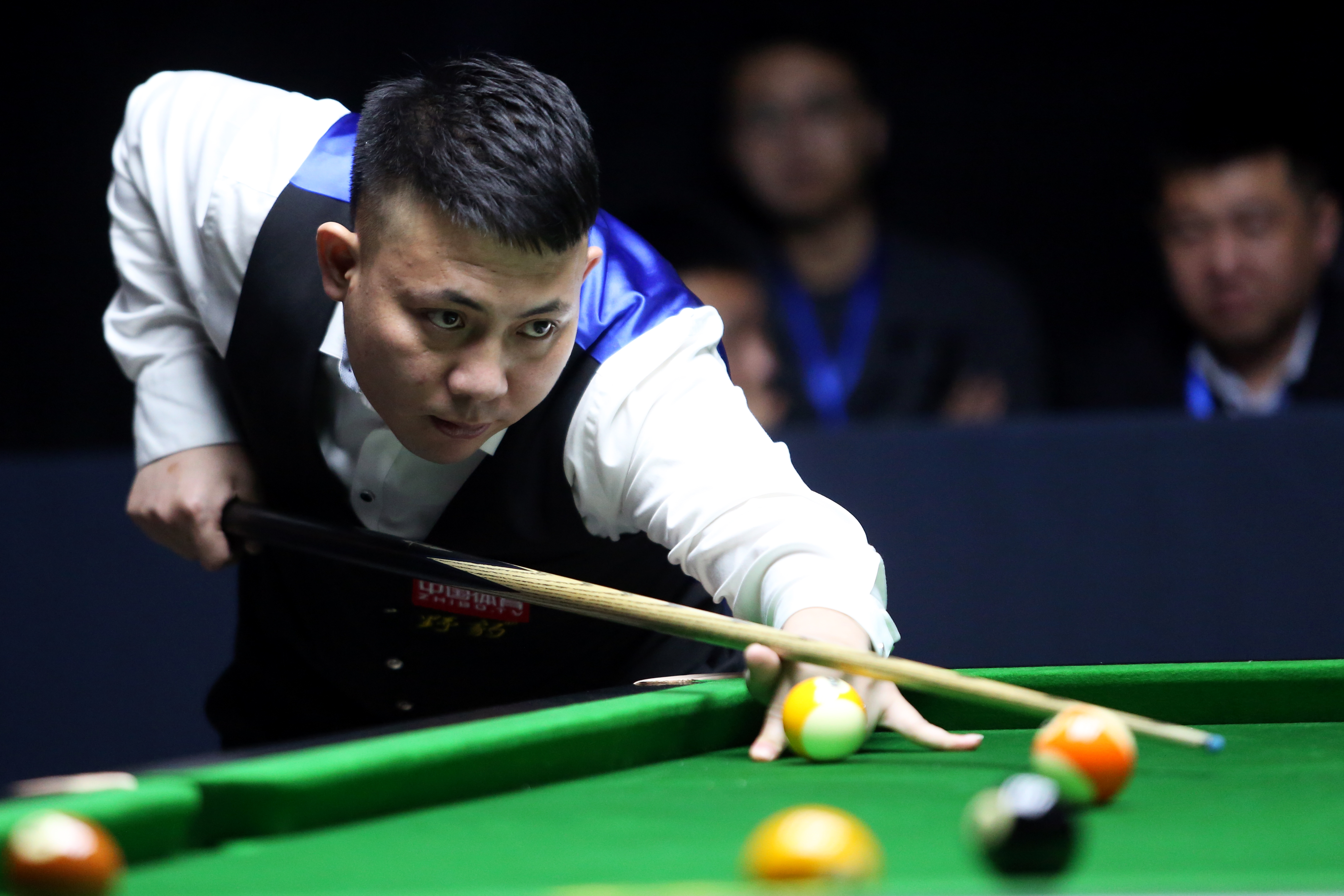 财政的交叉 财政的交叉